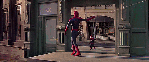 Amazing+spiderman+2+leaked+footage+spiderman+dancing+with+his+baby_9fdb82_5094564.gif