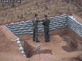 Fail+Grenade+Throw.+He+almost+died_498ac0_3277908.gif