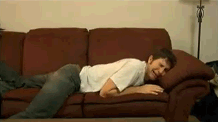 MFW+my+bass+guitar+snapped+this+morning.+Yup.+It+s+completely_d33f1e_3639488.gif