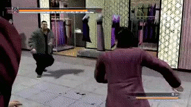 Surrounded+one+way+to+clear+the+room+src+yakuza+4_bcb4a1_4791729.gif