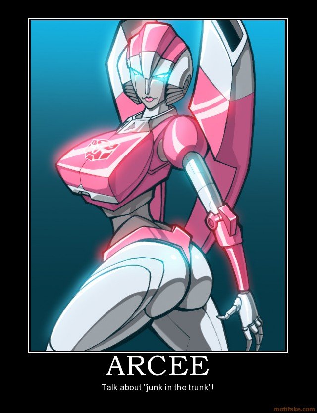 Arcee is sexy and curvy!! 