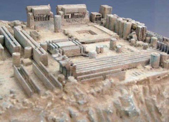 Old+motherboard+looks+like+ancient+city_205d1f_4962733.jpg