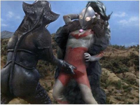 Ultraman.+Hot+stuff_8232ce_4157700.jpg
