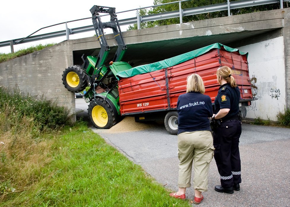 Funny Tractor Accidents