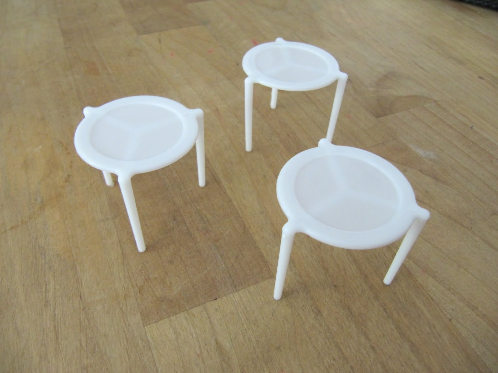 barbie tables