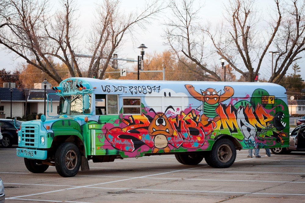 graffiti party bus