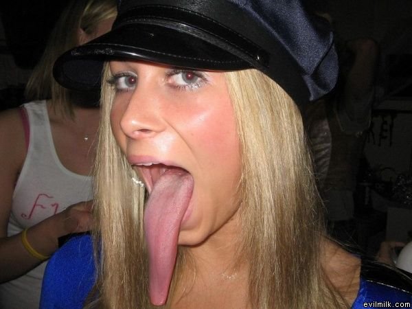 Lesbians Tongue In Ass